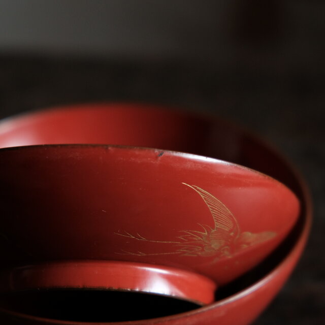 亀と鶴◇赤で素敵。古輪島塗 漆芸沈金蓋付椀 古漆器 古民家 骨董