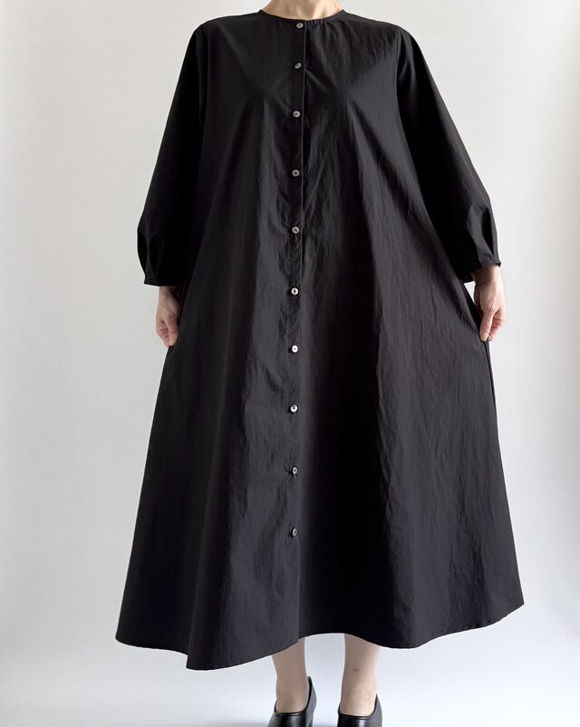 タイプライターコットン＊ノーカラータックスリーブワンピース | iichi