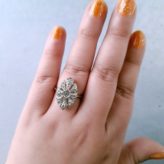 Avon》 “Chesterfield Collection” エイボン ヴィンテージリング 16号