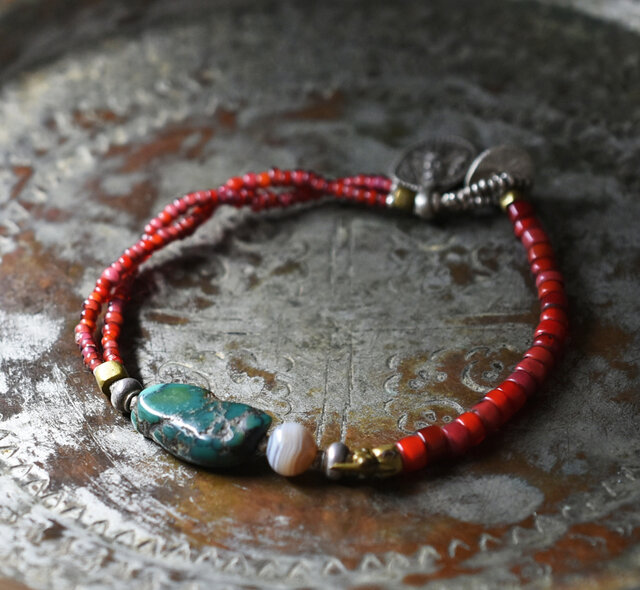 oldチベタンターコイズと古代瑪瑙、oldチンシルバー＆オリッサブラス