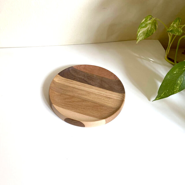 寄せ木のトレイ Φ14cm | iichi 日々の暮らしを心地よくする