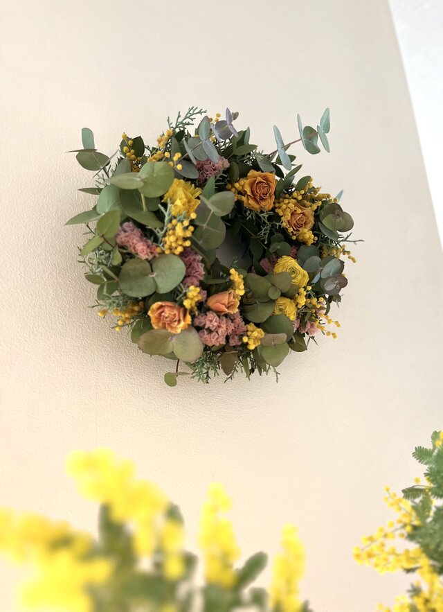 春の花 ~たっぷりユーカリの緑と♩ | iichi 日々の暮らしを心地よく