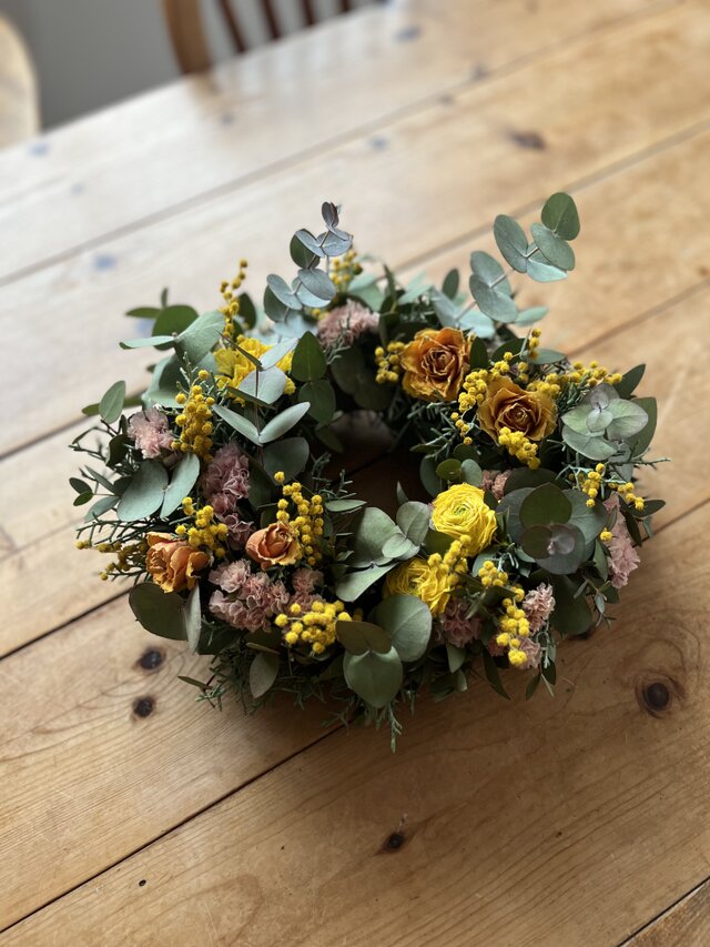 春の花 ~たっぷりユーカリの緑と♩ | iichi 日々の暮らしを心地よく