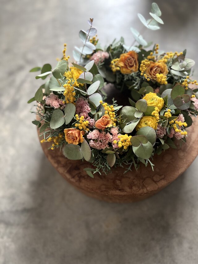 春の花 ~たっぷりユーカリの緑と♩ | iichi 日々の暮らしを心地よく