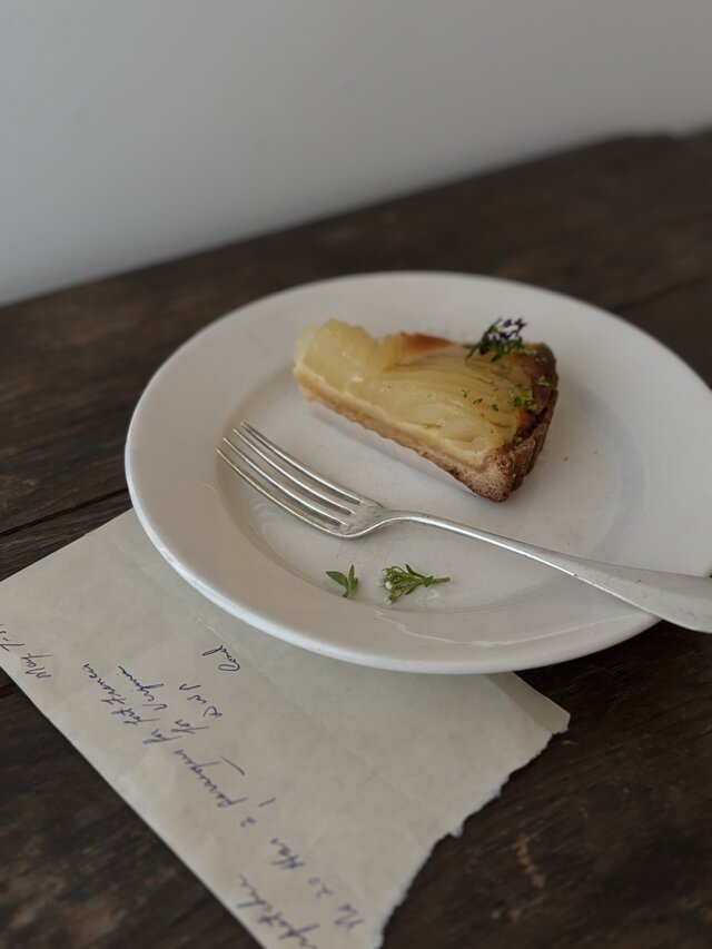 Creil et Montereau クレイユモントロー 少し大きめのデザートプレート