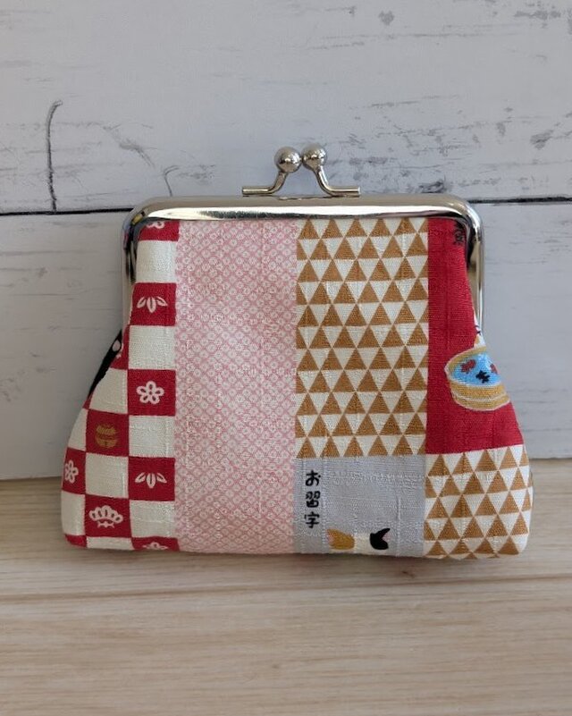 訳ありセール］和柄と猫ちゃんのパッチワーク風手のひらより少し大きな