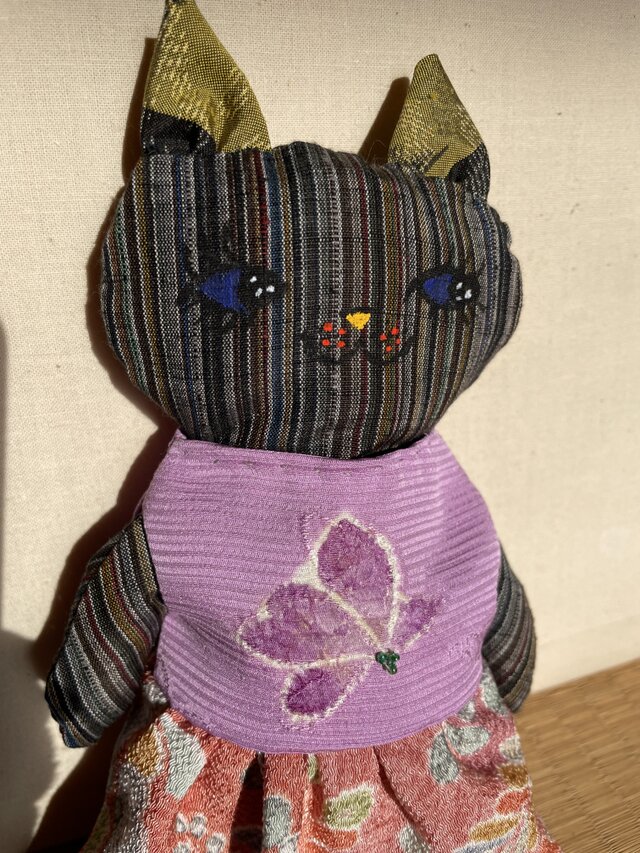 ドラ猫ちゃん三姉妹 | iichi 日々の暮らしを心地よくするハンドメイド