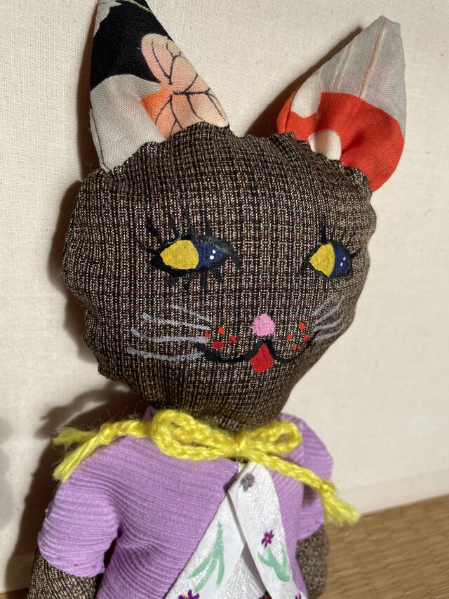 ドラ猫ちゃん三姉妹 | iichi 日々の暮らしを心地よくするハンドメイド