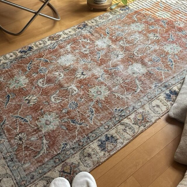 102×204 アンティークブラウン 青い花 トルコヴィンテージラグ | iichi