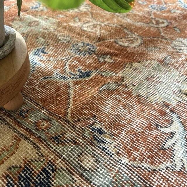 102×204 アンティークブラウン 青い花 トルコヴィンテージラグ | iichi