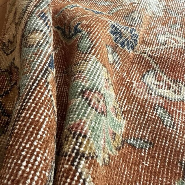 102×204 アンティークブラウン 青い花 トルコヴィンテージラグ | iichi