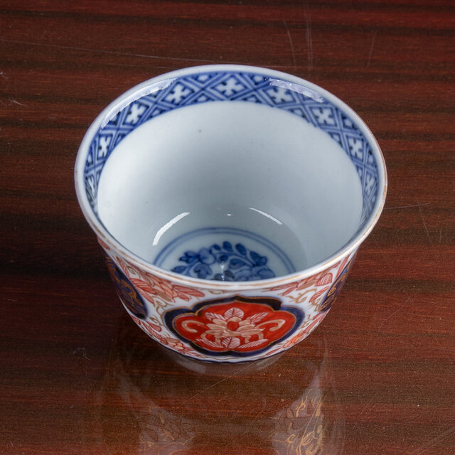 古伊万里 金襴手草花文 猪口 明治時代 E2267B-1 | iichi 日々の暮らし