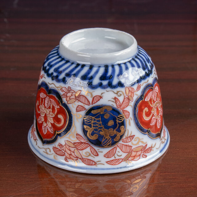 古伊万里 金襴手草花文 猪口 明治時代 E2267B-1 | iichi 日々の暮らし