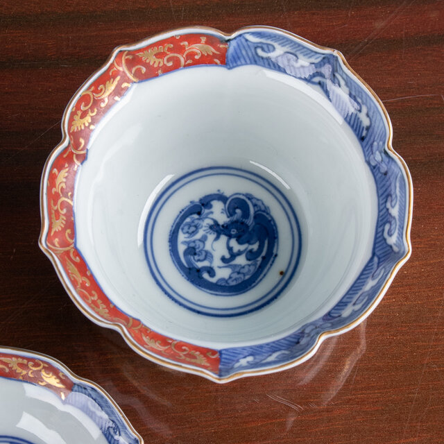 古伊万里 金襴手山水流水文 輪花蓋茶碗 明治時代 E2201A | iichi 日々