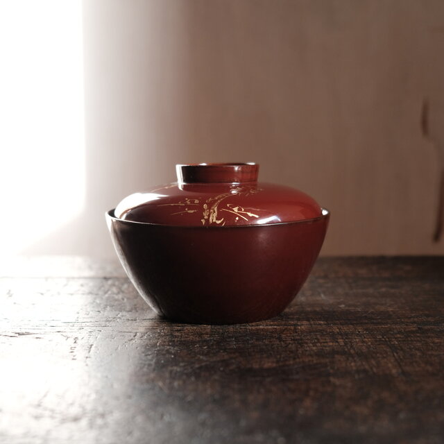 梅と鳥◇小豆色で素敵。古輪島塗 漆芸沈金蓋付椀 漆器 骨董・antiques