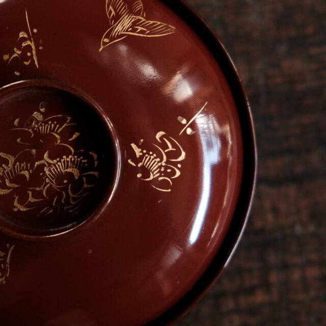 梅と鳥◇小豆色で素敵。古輪島塗 漆芸沈金蓋付椀 漆器 骨董・antiques
