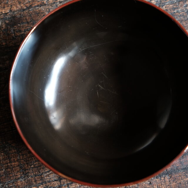 梅と鳥◇小豆色で素敵。古輪島塗 漆芸沈金蓋付椀 漆器 骨董・antiques