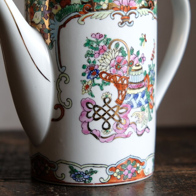 花籠と蝶々と花瓶◇中国廣彩 色絵金彩ティーポット チャイナレトロ