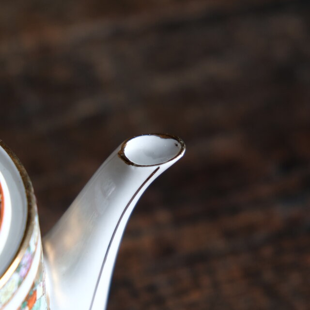 花籠と蝶々と花瓶◇中国廣彩 色絵金彩ティーポット チャイナレトロ