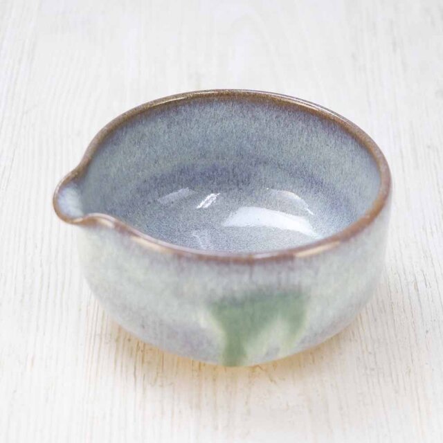 片口鉢 灰釉【会津本郷焼】/Matcha bowl | iichi 日々の暮らしを