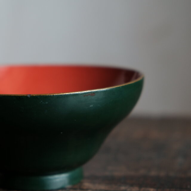 梅と鳥◇深緑で素敵。時代物 漆芸蒔絵蓋付椀 古漆器 骨董・antiques