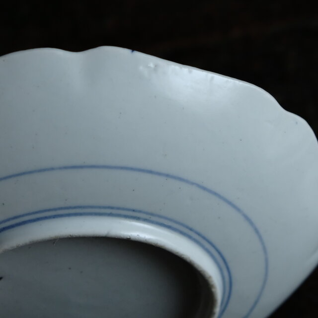 見込みに花文様◇瀬戸焼 花唐草文印判大皿 骨董・antiques 明治〜大正