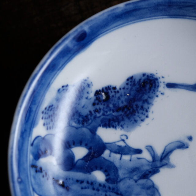 素朴な風景図◇側面に蝙蝠。瀬戸焼 染付中皿 骨董・antiques 古民家