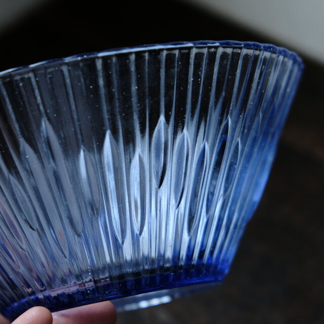 クールな雰囲気◇プレスガラス深鉢 素麺鉢 古道具 レトロ ニュートロ