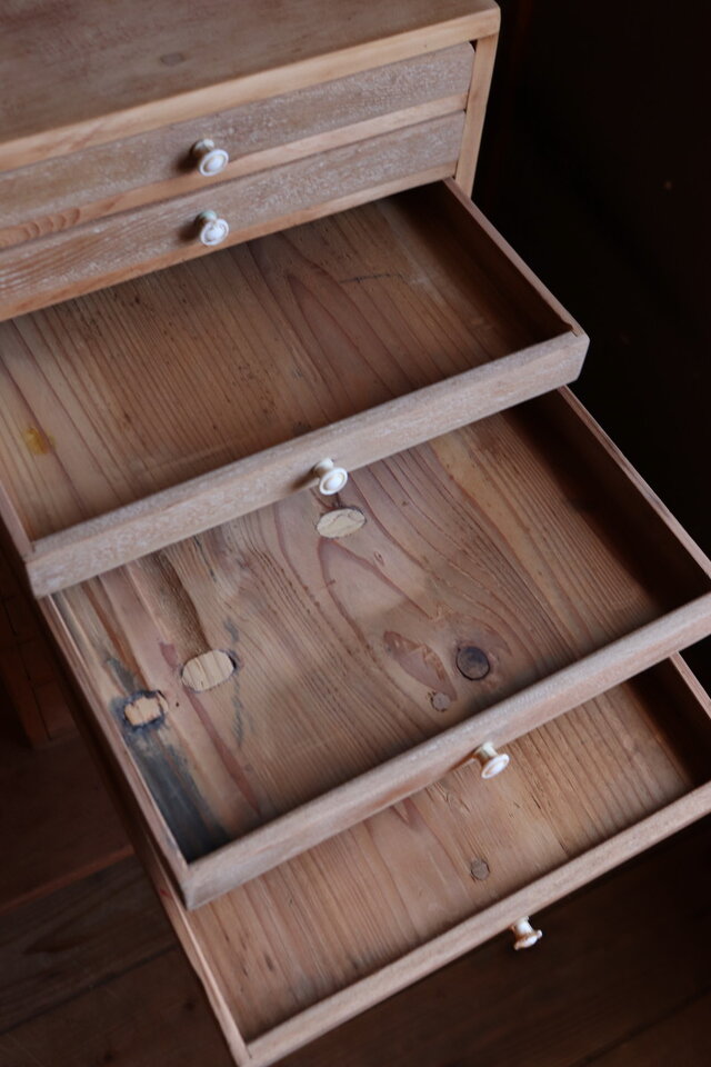 №122 木製小引き出し10杯 書類棚 収納棚 アンティーク家具 古道具