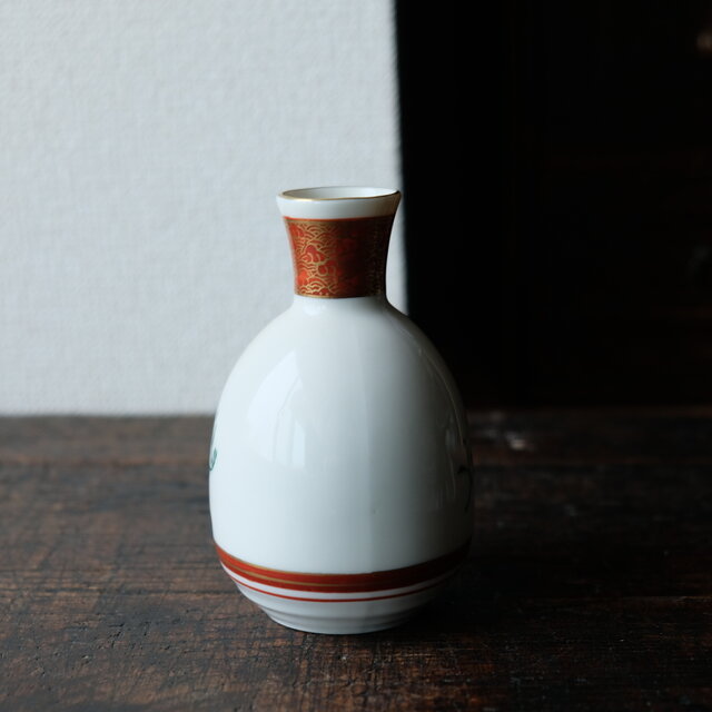 豪快な花の絵◇九谷焼 花文色絵青粒金彩徳利 酒器 丁寧な暮らしに