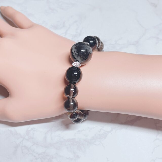 ✦1点限定✦揺るがない軸をつくる 天然石ブレスレット｜天眼石