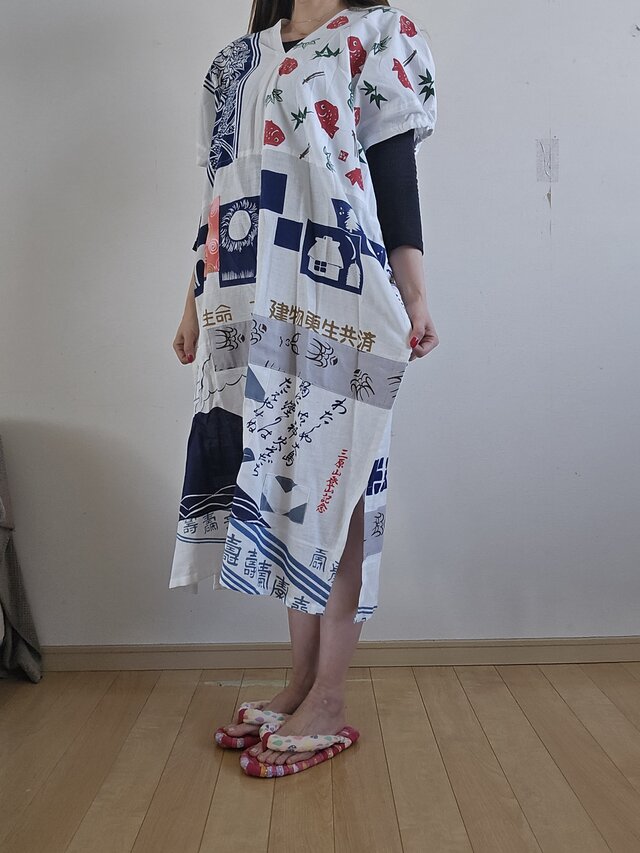 着物リメイク ハンドメイド 白 手ぬぐい パッチワーク ワンピース