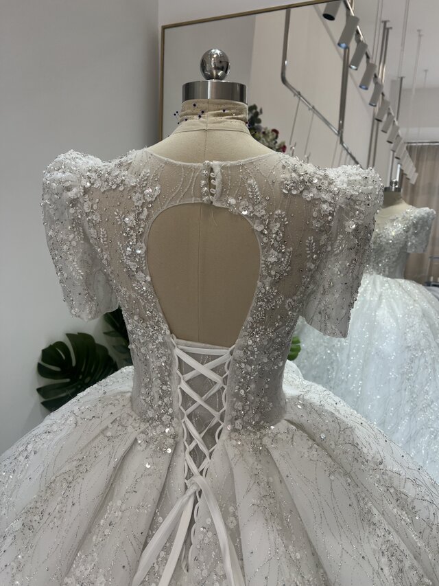 豪華！ウェディングドレス 韓国風ドレス シークインチュール 美しい花