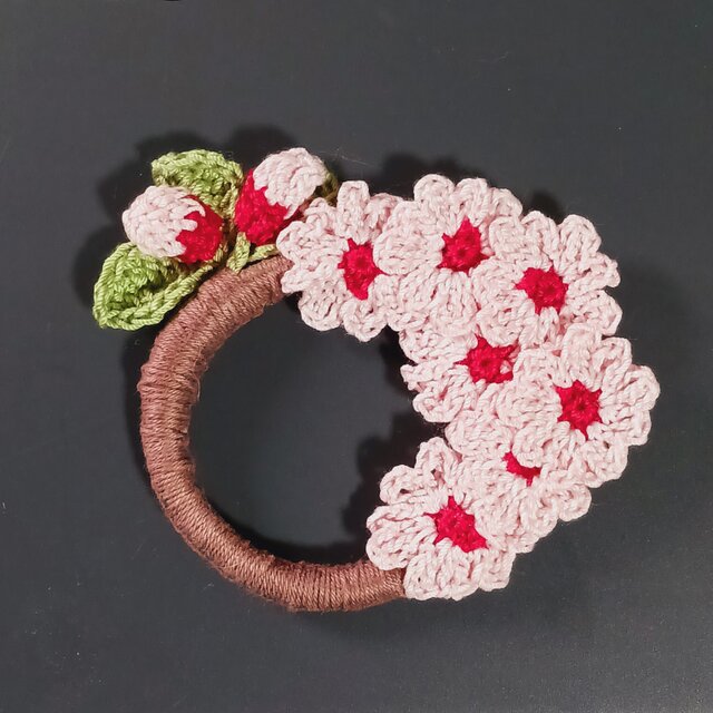 サクラコサージュ ハンドメイド | iichi 日々の暮らしを心地よくする