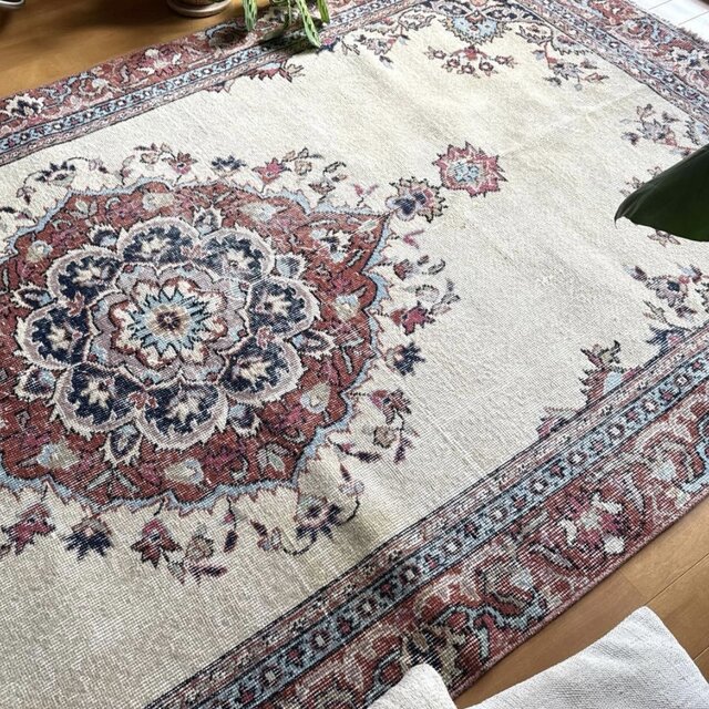 大判130×241 オフホワイト×ブラウンレッド×水色 トルコヴィンテージ