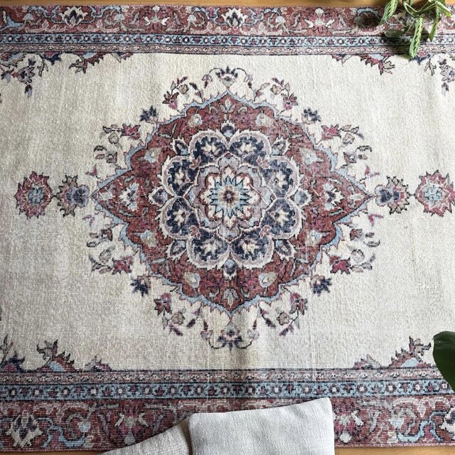 大判130×241 オフホワイト×ブラウンレッド×水色 トルコヴィンテージ