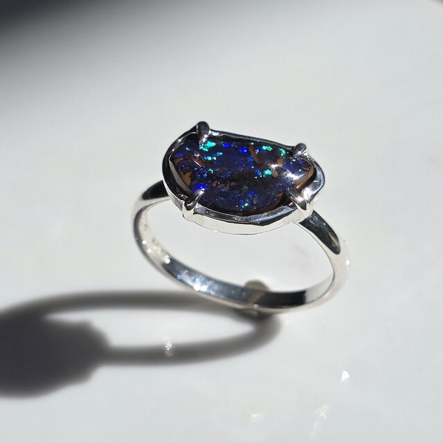 ボルダーオパール 2.58ct ツメ留め 愛しい鉱物 シルバーSV925リング