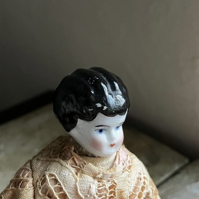 アンティーク チャイナヘッド・ドール 雪んこ帽子 | iichi 日々の