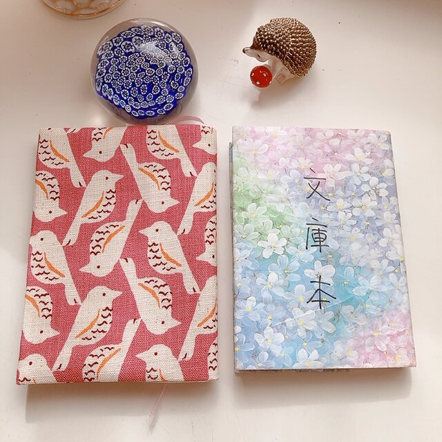 Geometric Bird 文庫本サイズ ブックカバー ハンドメイド 文庫本用】可愛い鳥さん柄 ブックカバー | iichi 日々の暮らしを