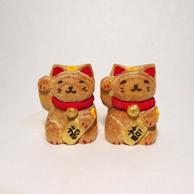 台湾紅檜の招きねこ3（樹齢1000年以上） | iichi 日々の暮らしを