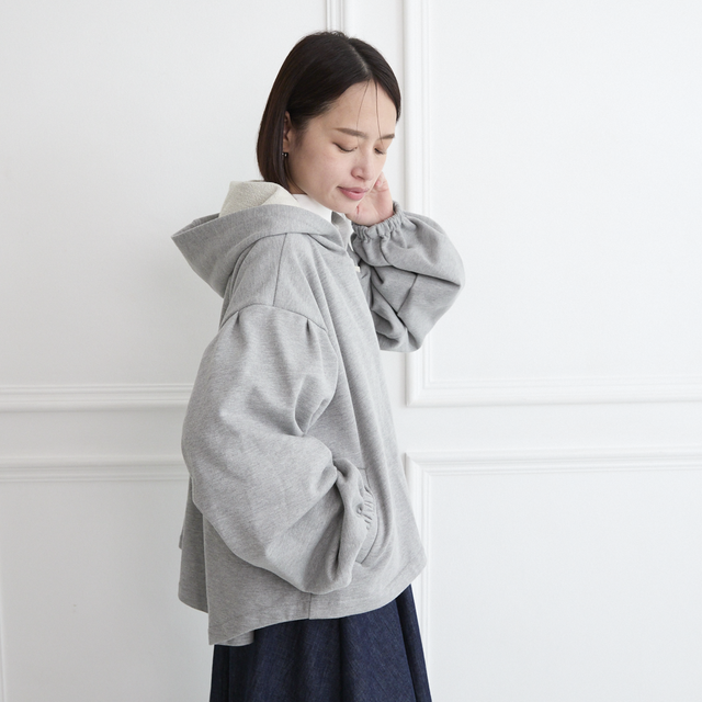 whimsyフード付きパーカー グレー Whimsy（ウィムジー）の「Whimsy / ウィムジー POZESSION HOODIE