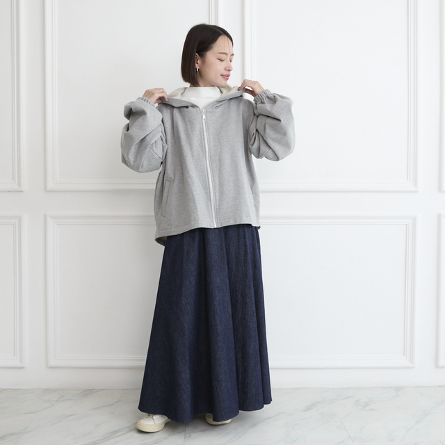 大きめフードの大人のフリル スウェットパーカー グレー 0776Grey