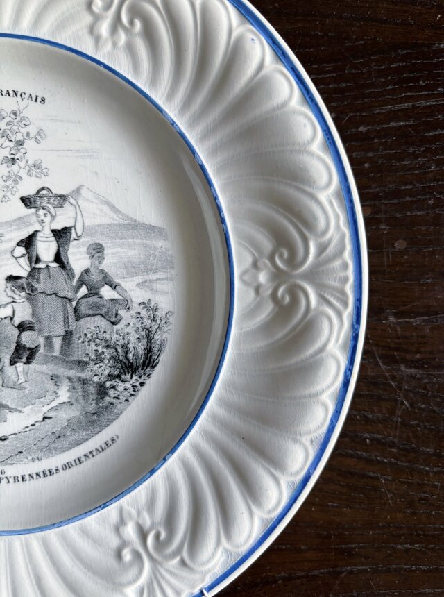 Creil & Montereau クレイユモントロー レリーフ グリザイユ フランス