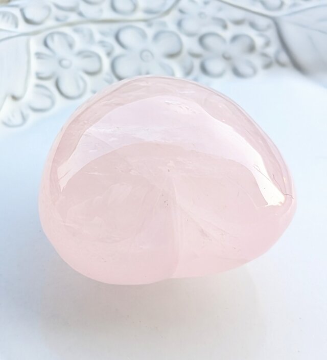 愛に溢れるクリスタル✨ハート型ローズクォーツの原石』 | iichi 日々