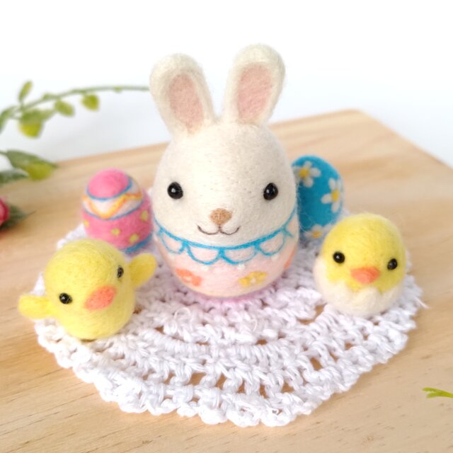 春限定うさぎとひよこのイースター飾り＊羊毛フェルトオブジェ | iichi