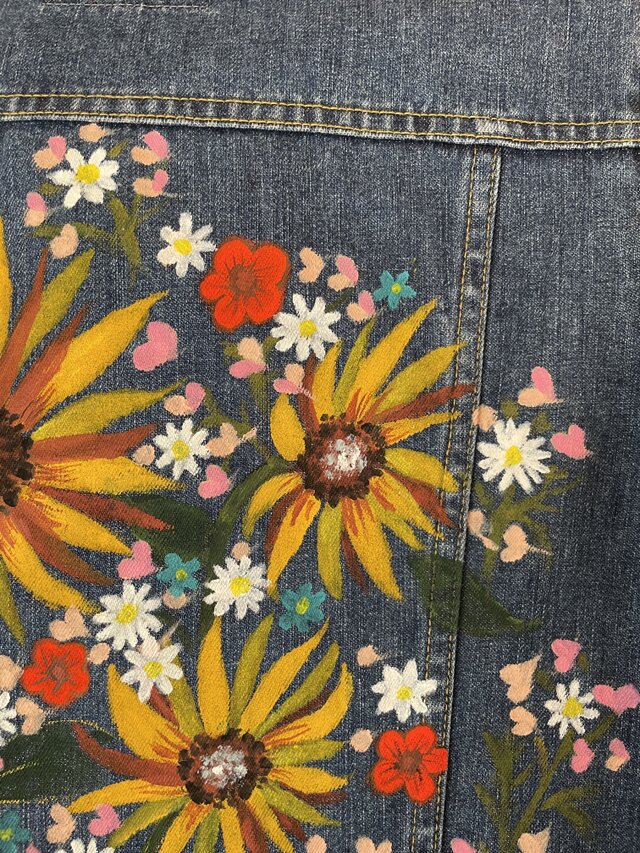 お花がいっぱい・デニムジャケット | iichi 日々の暮らしを心地よく