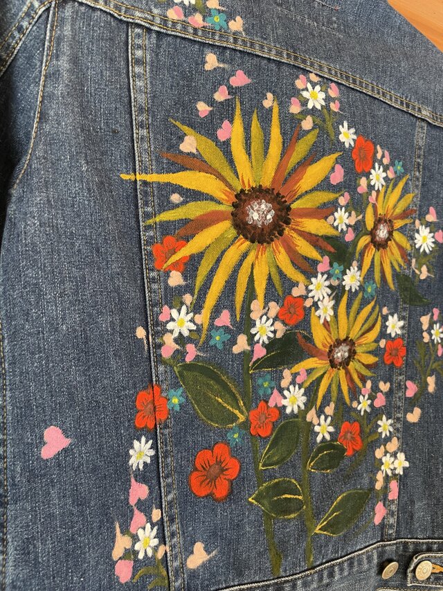 お花がいっぱい・デニムジャケット | iichi 日々の暮らしを心地よく