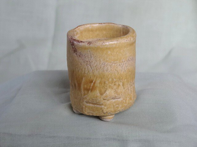 キ2黄瀬戸釉 植物用小鉢 | iichi 日々の暮らしを心地よくする