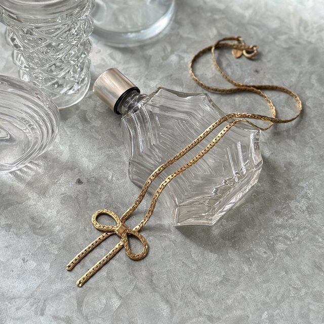 NA160-【 AVON 】エイボン・ヴィンテージネックレス Textured Gold 