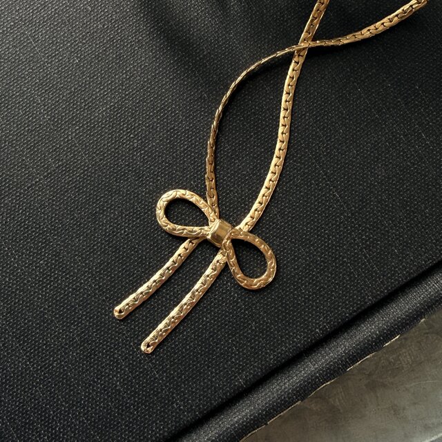 NA160-【 AVON 】エイボン・ヴィンテージネックレス Textured Gold
